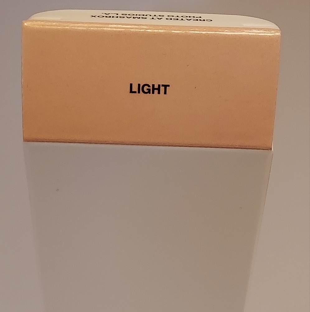 SMASHBOX Halo Healthy Glow Tinted Moisturizer SPF 25 *LIGHT* / 1.4 oz / NIB - Picture 4 of 5